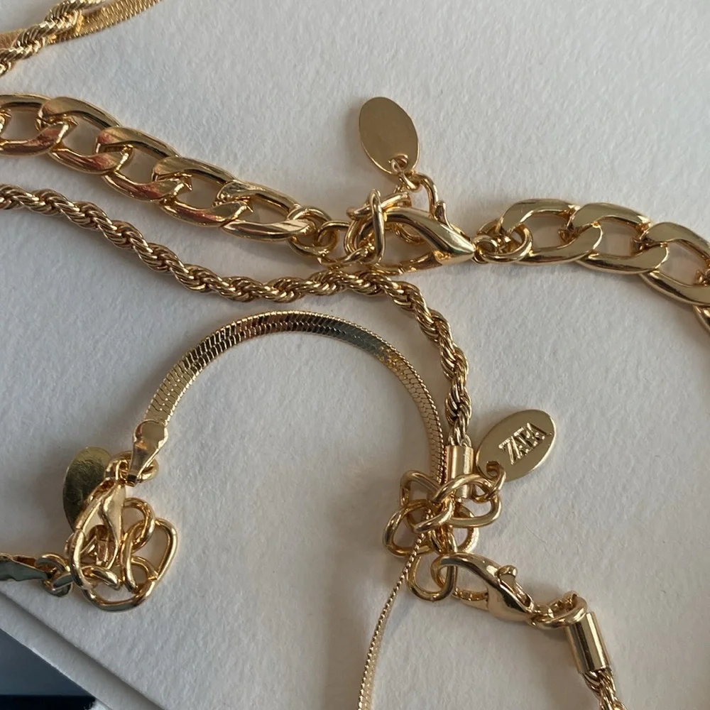 NWT 3 Pack Gold Tone Chain Necklace